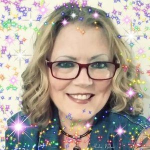 Meet your Posher, Connie